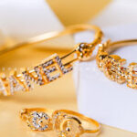 Logo Kedai Emas Munawara