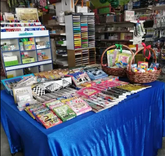 Kedai Buku & Alat Tulis Bunga Raya