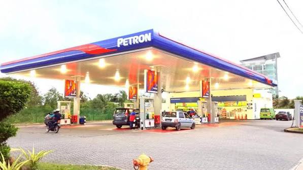 Petron Batu Burok Petrol Station
