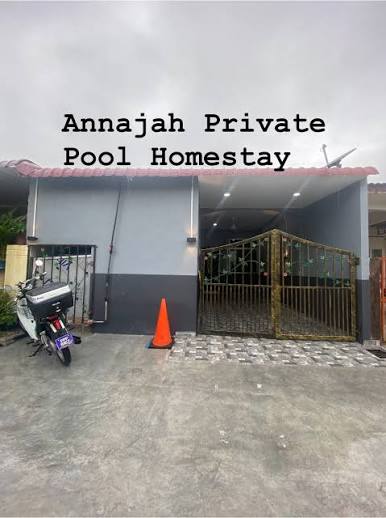 Annajah Muslim Private Pool Homestay