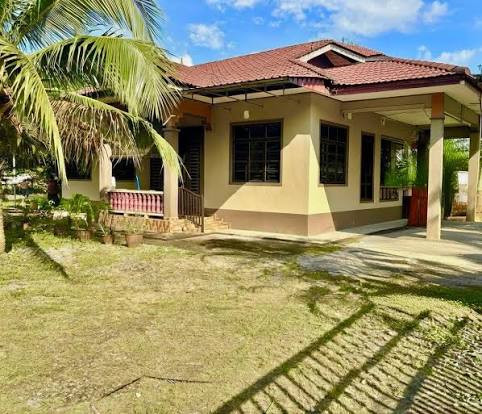 KAK TEH HOMESTAY Jalan Semarak 5