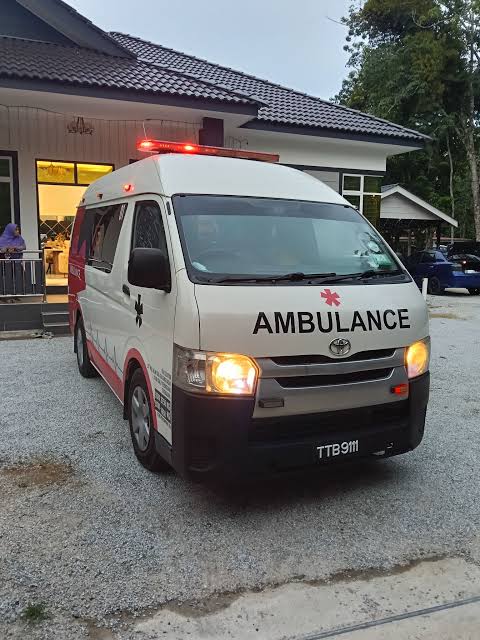 PERKHIDMATAN AMBULANS BULAN SABIT MERAH NEGERI KEDAH